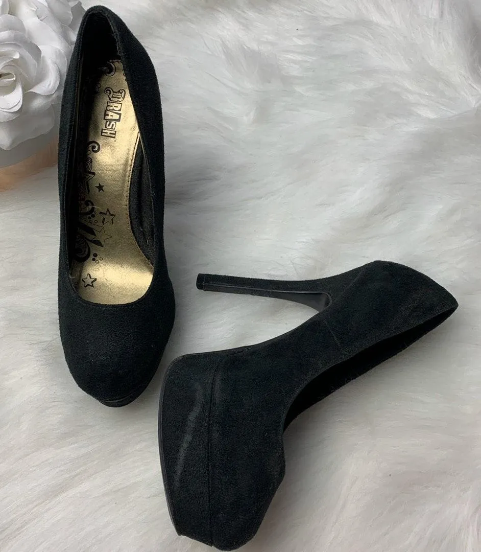 Brash Basic Suede Black Pumps - Image 2