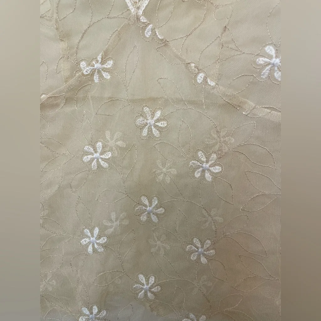 Only Hearts by Helena Stuart Y2K Cream Floral Lace Sheer Top Size‎ S - Image 3