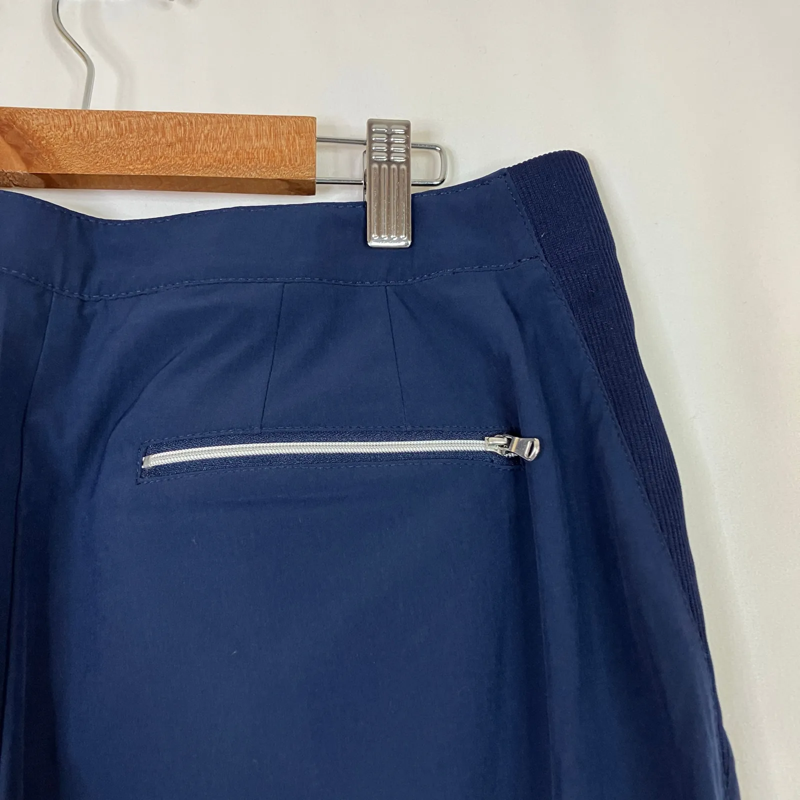 Zenergy by Chicos | Navy Windbreaker Material Pants Polyester Blend Chico 1/US 8 - Image 8