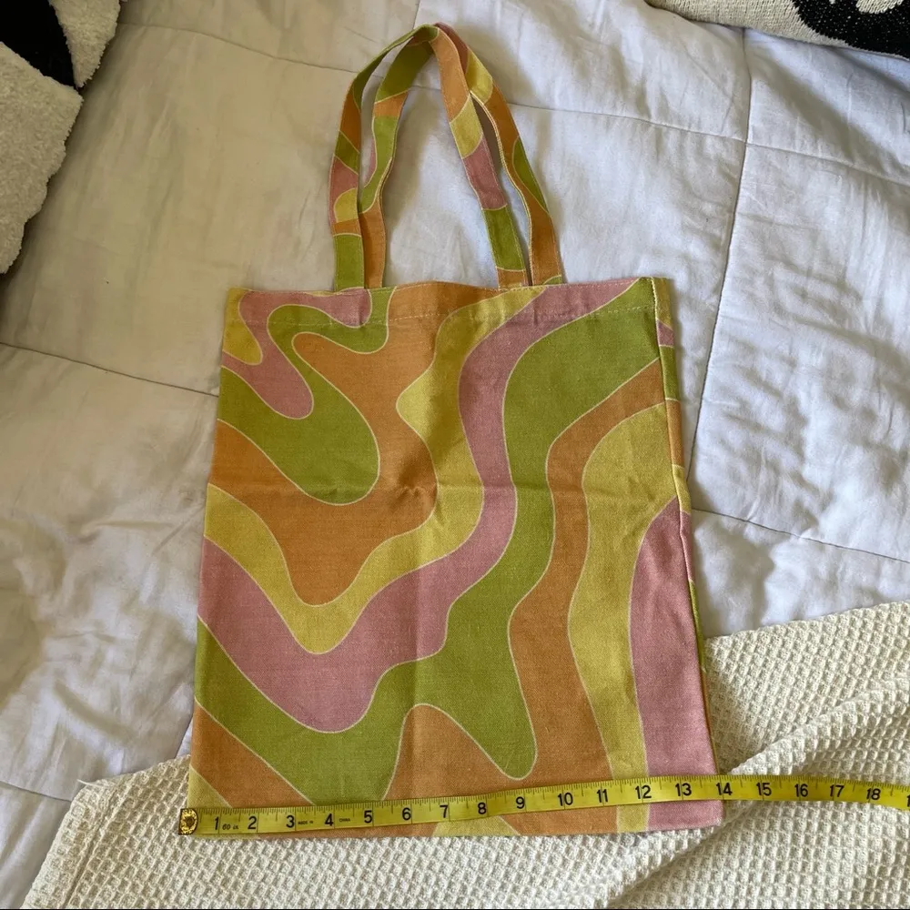 Aurelle swirl canvas tote bag - Image 4