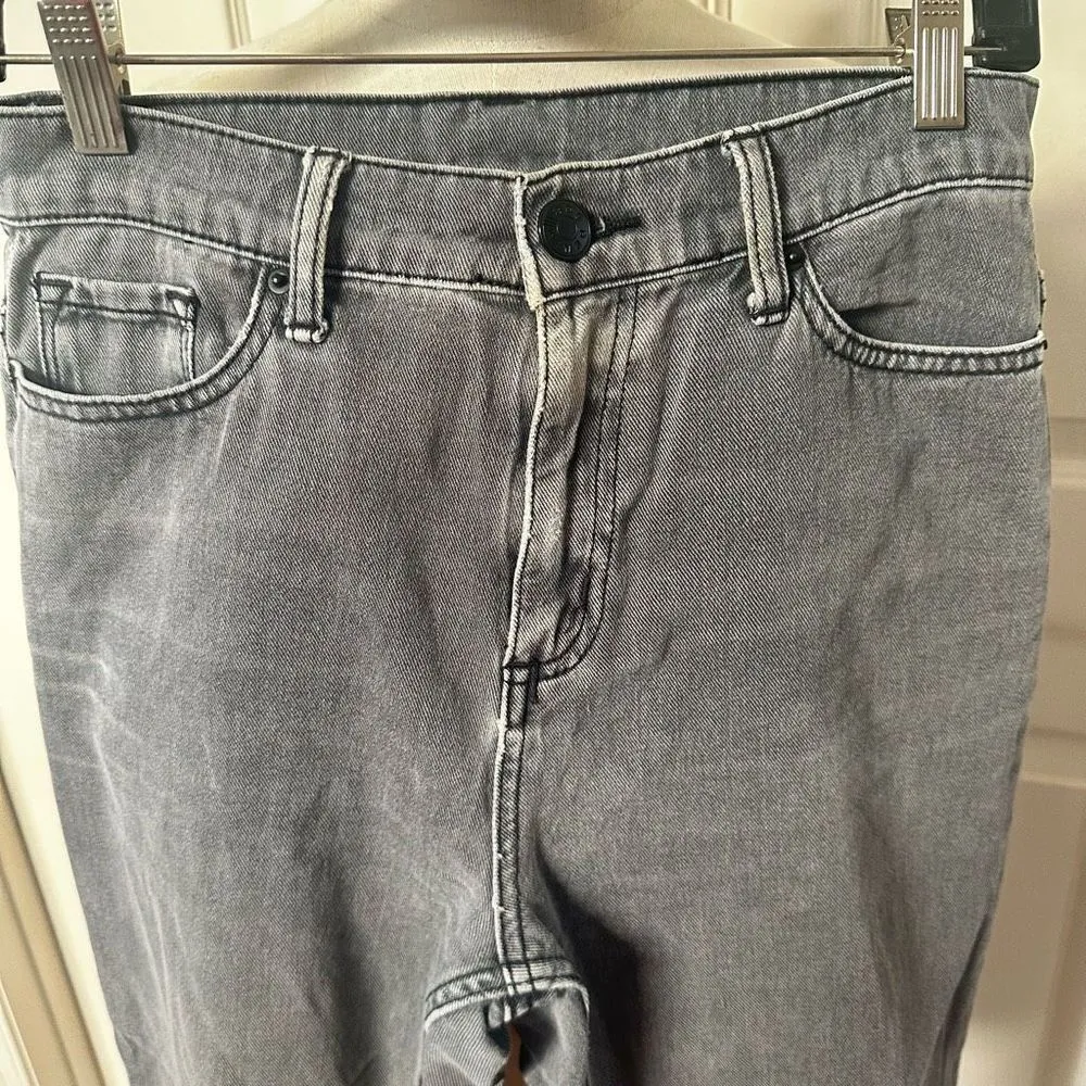 BDG light grey mom high rise jeans - Image 5