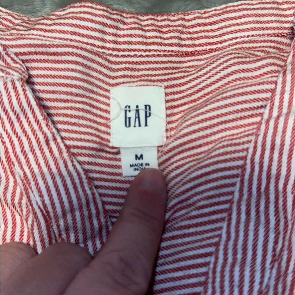 GAP Pink Ruffled Short Sleeve Blouse - Image 3