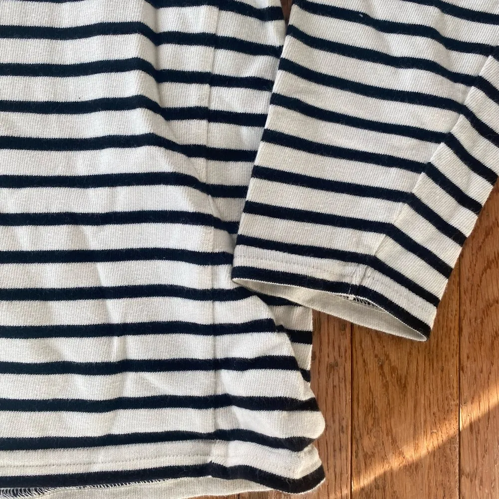 cream white and black Zara crewneck - Image 5