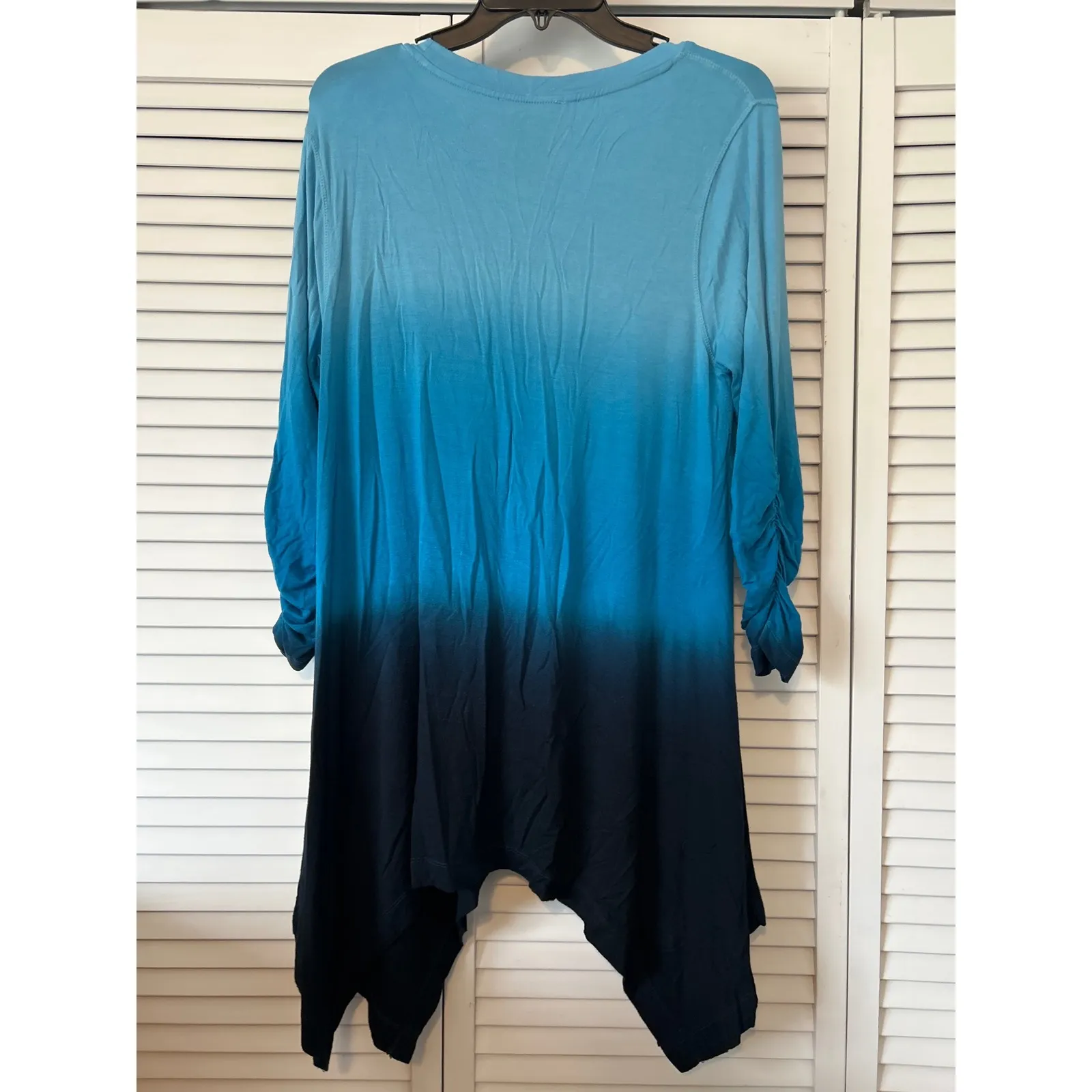 Philosophy Ombre Blue Black Long Sleeve Tunic Shirt Top Womens Size L Ruched Arm - Image 4