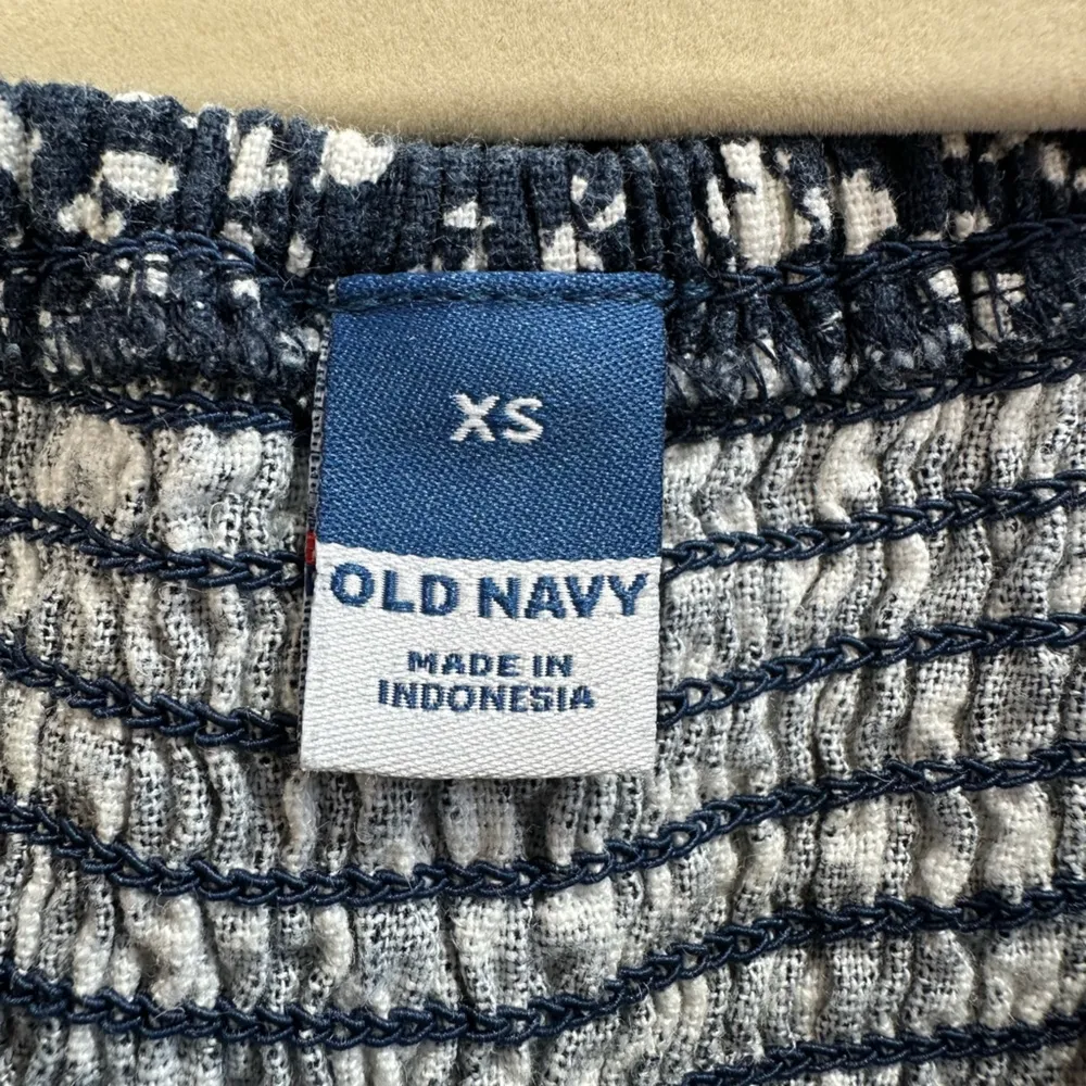 Floral Linen-Blend Tie-Shoulder Corset
Cami Jumpsuit, navy ditsy floral - Image 5