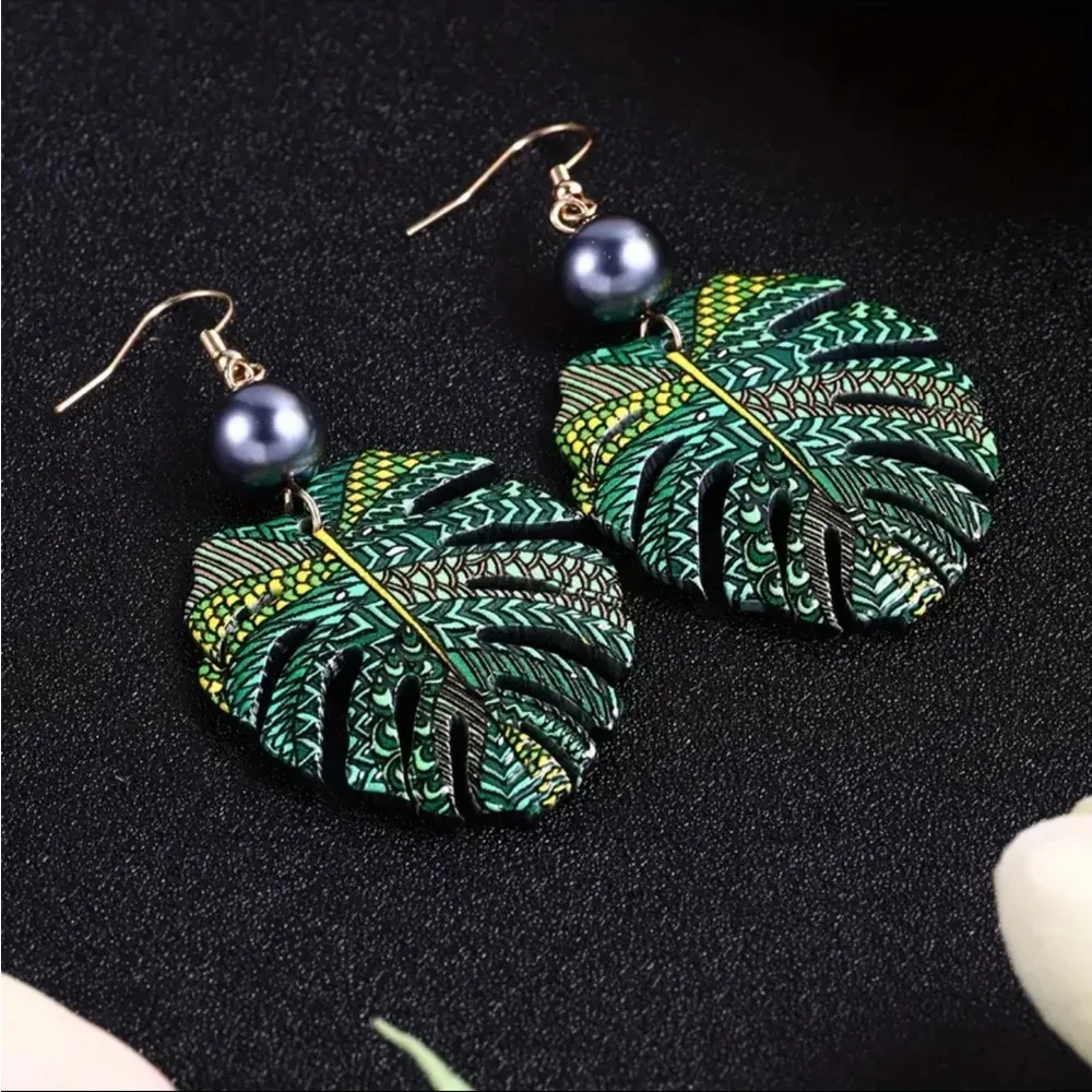 Bohemian Style Green Leaf Drop Earrings With Imitation Pearl Hollow - Image 14