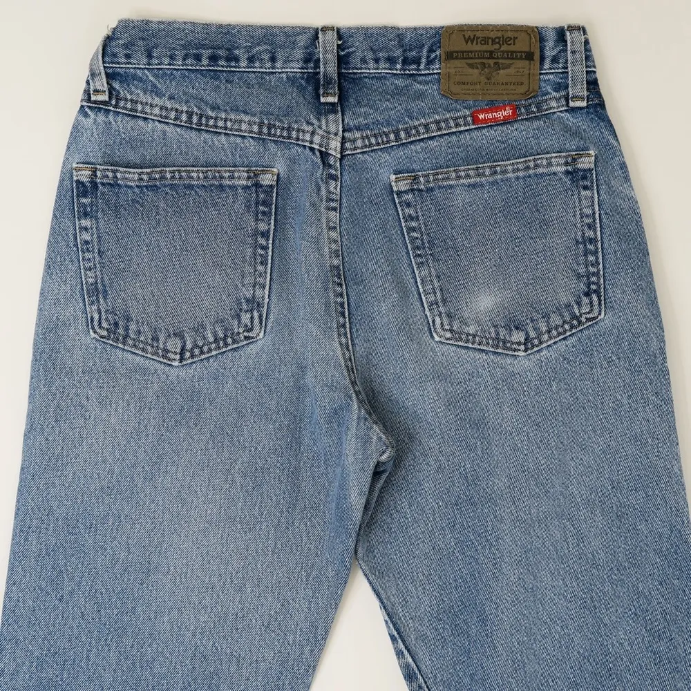 Vintage 90s Wrangler Light Blue Stonewashed Jeans - Image 5
