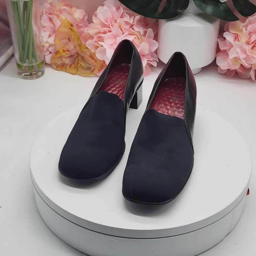 Soft Style Hush Puppies Company Fabric Heel Pumps Sz 6M - Image 2