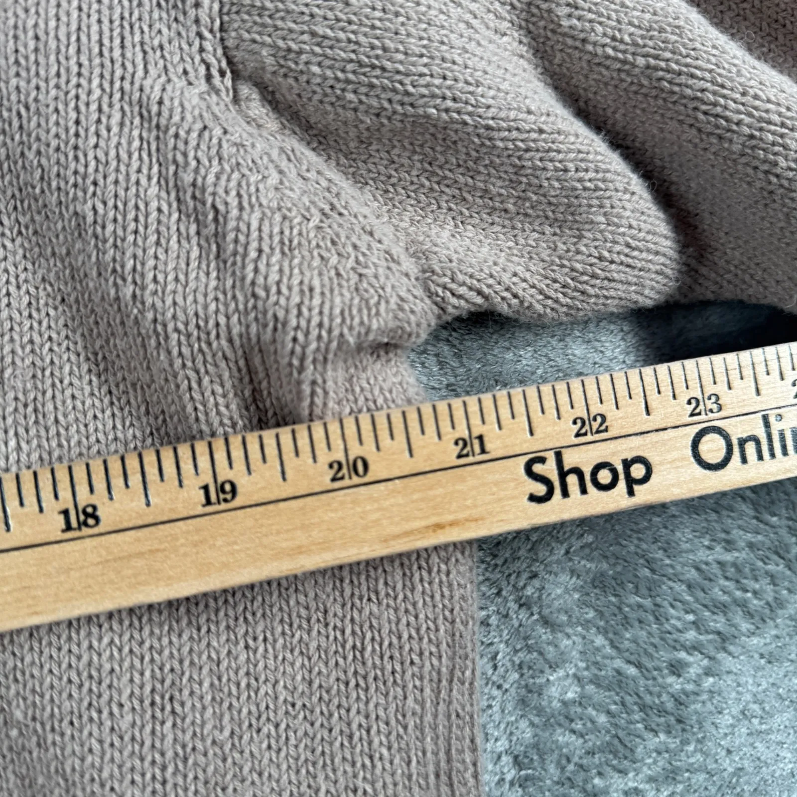 Shenanigans Floral Embroidered‎ Sweater L Beige Pink Flowers Boho Cottagecore Tan Size L - Image 10