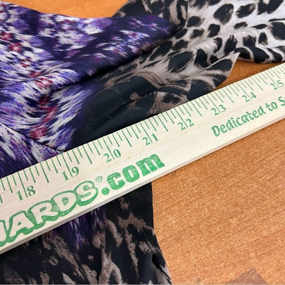 Chicos size one, medium, 3/4‎ sleeve abstract, animal, print pattern top - Image 6