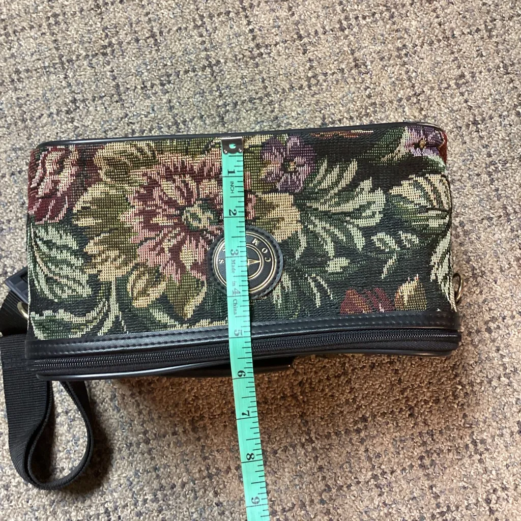 Vintage Compass Black Green Burgundy Floral Tapestry Shoulder Travel Luggage Bag - Image 9