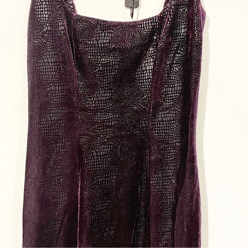 Betsey Johnson Size Small Vintage Purple Velvet Snake Print Bodycon Tank Dress - Image 2