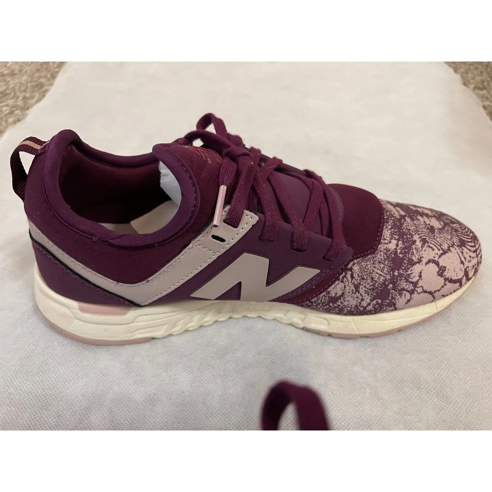New Balance 247 Burgundy Floral Print Women's Sneakers Size 7 - Image 8