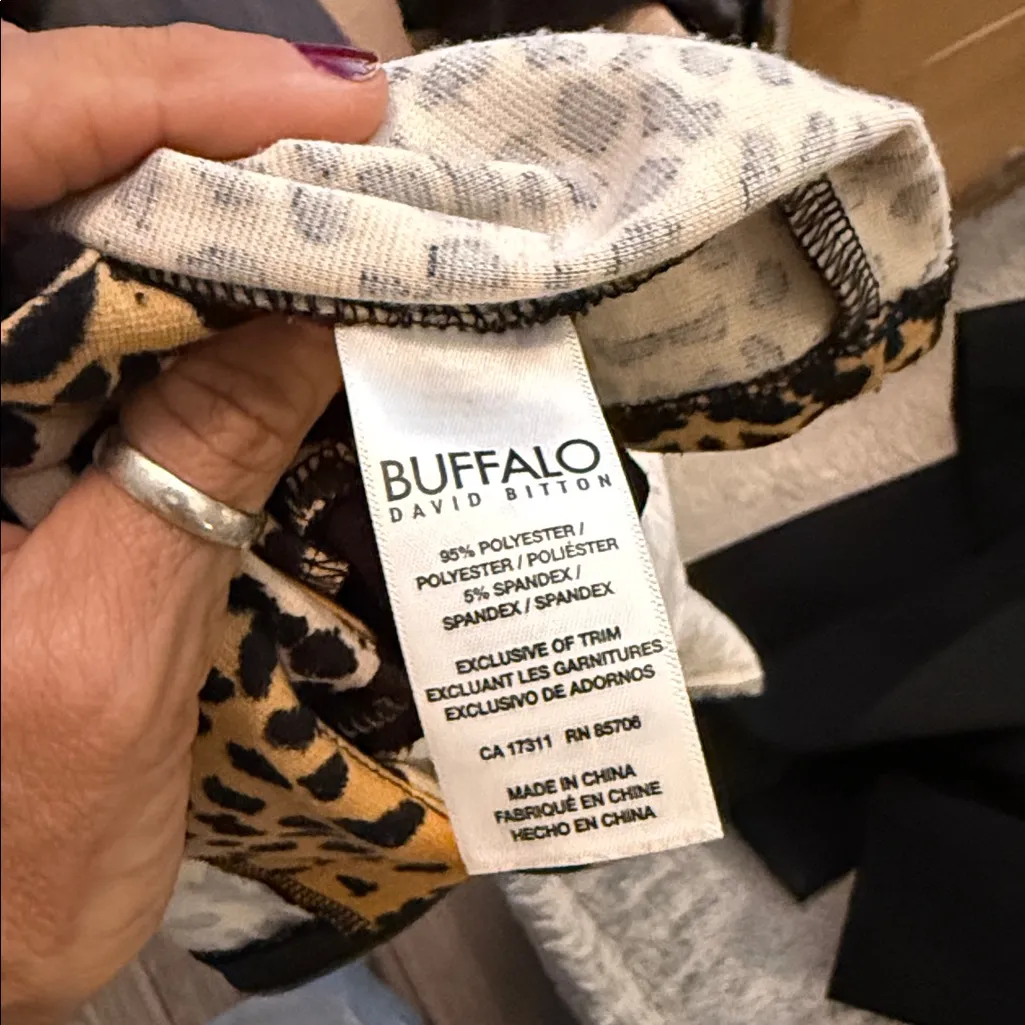 Buffalo David Bitton Leopard Print dress - Image 4