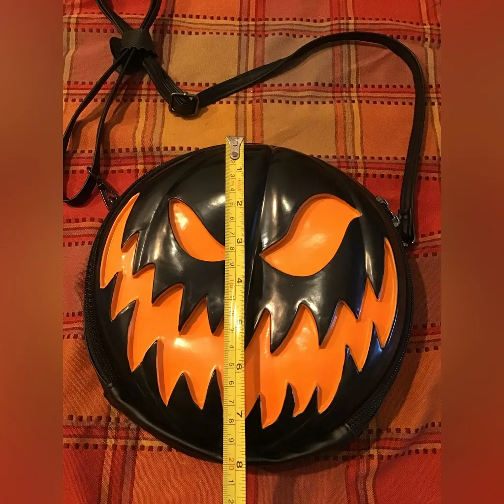 Spirit halloween jack o lantern horror pumpkin crossbody Orange - Image 2
