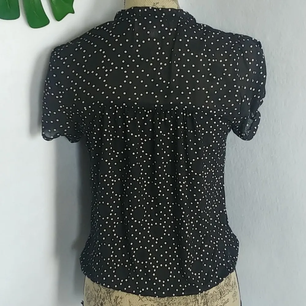 Loft Polka Dot Short Sleeve Blouse Top - Image 4