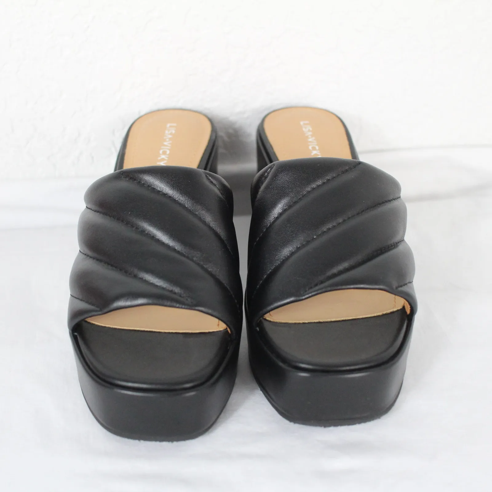 Lisa Vicky Lead - Image 2