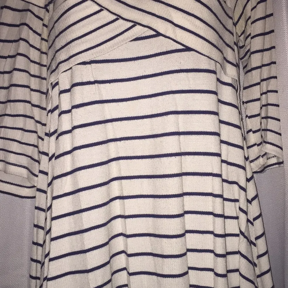 Entro Striped Off The Shoulder 3/4 Sleeve Top - Size Medium - Image 3