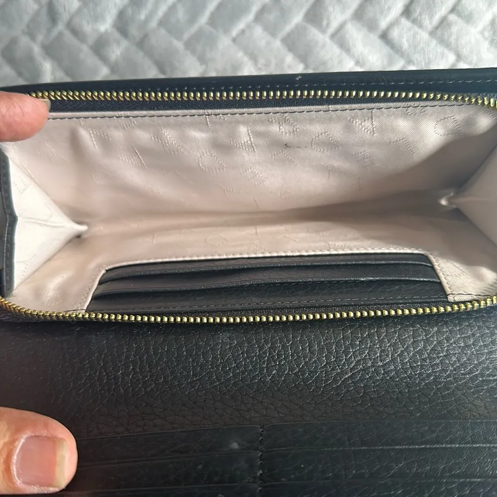 Women's Baylis Road 2.0 Faux
Croc Flap Over Wallet - Image 10