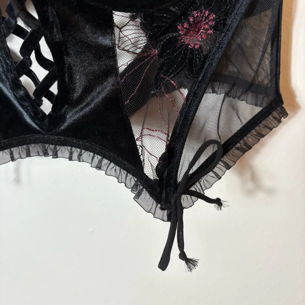For Love & Lemons‎ Black Sheer Floral Bustier Top Small - Image 4