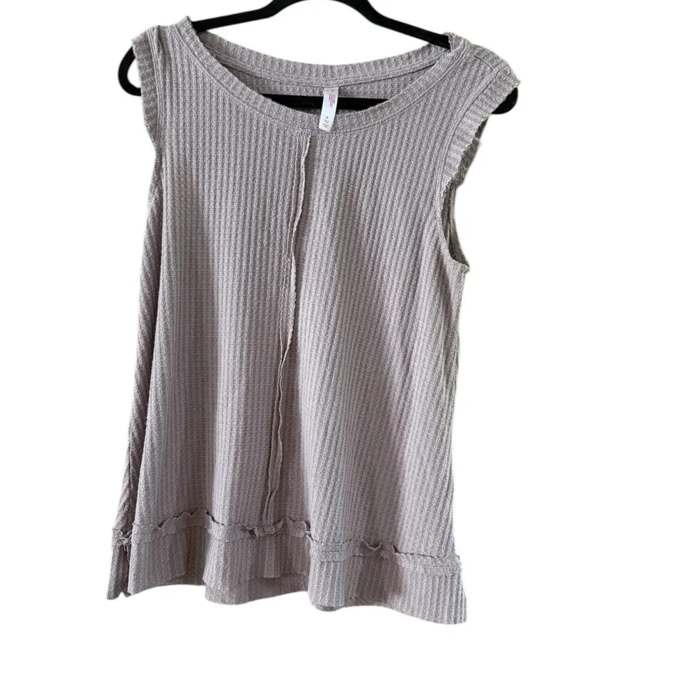 Cream Sleeveless Top Women's - Image 8