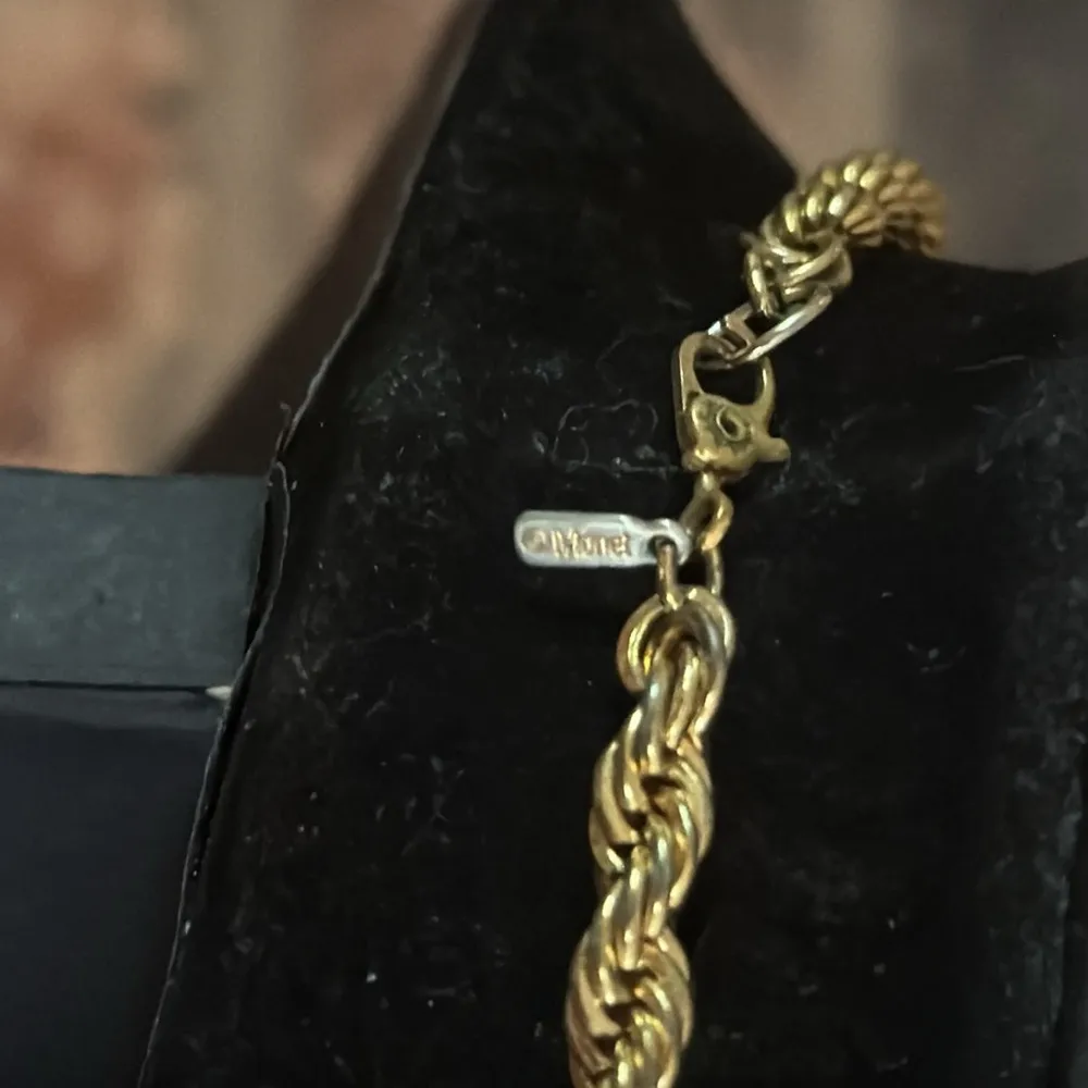 MONET 20” Twisted Rope Choker Necklace Gold plate 6mm width Vintage 70's 80's - Image 6