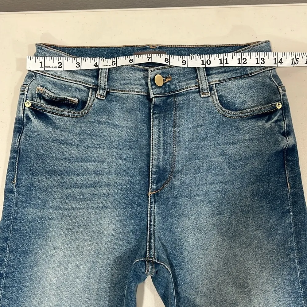 DL1961 Mara Ankle High Rise Instasculpt Straight Jeans Raw Hem Size 28 EUC - Image 7