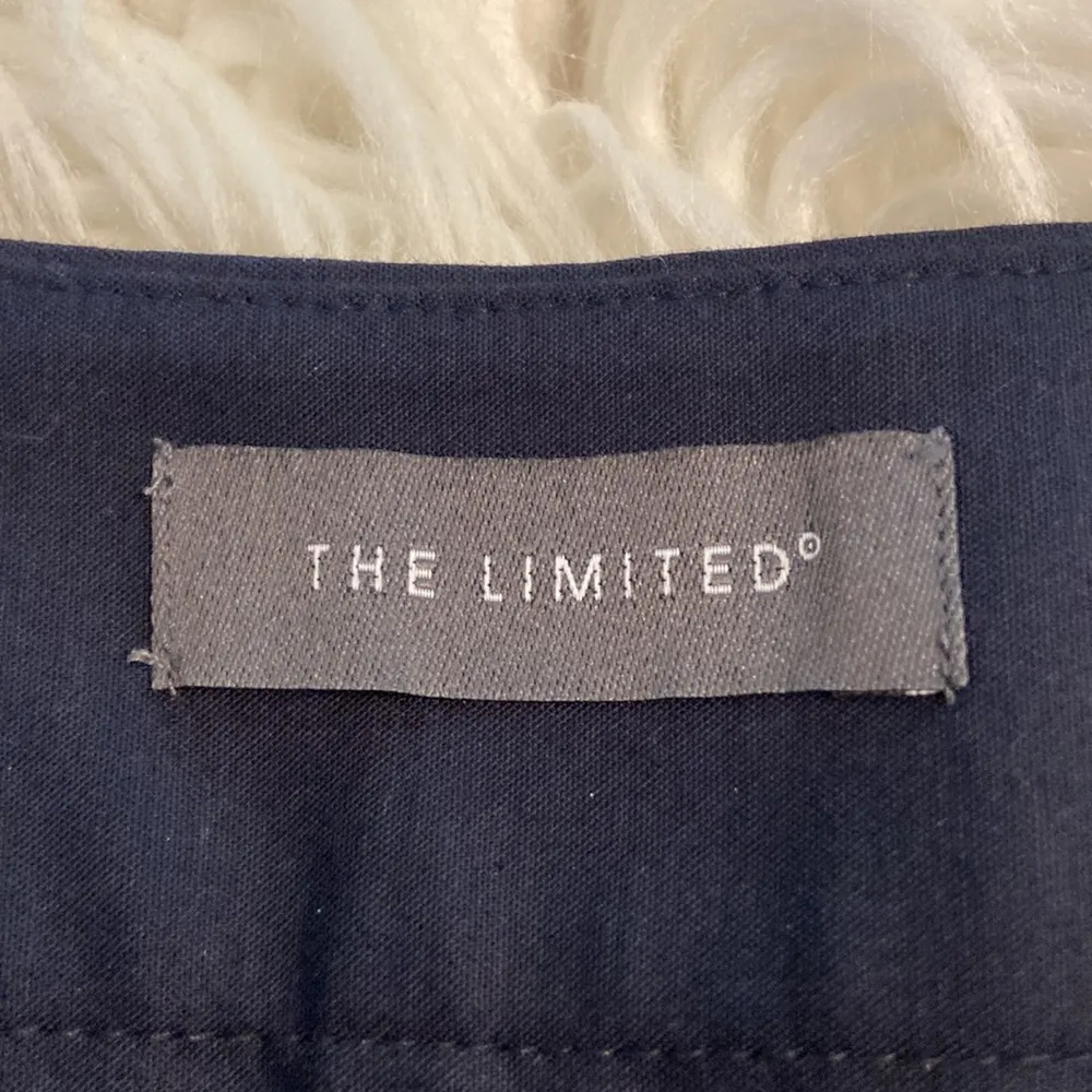 The Limited Dark Blue Pants size 8P brand new inseam 25” - Image 11