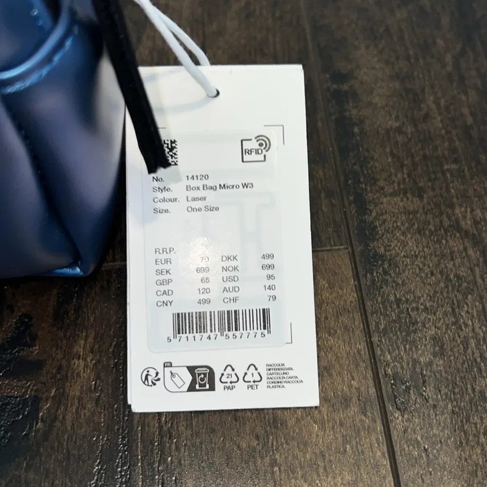 NEW Rains Micro Box Bag - Image 9