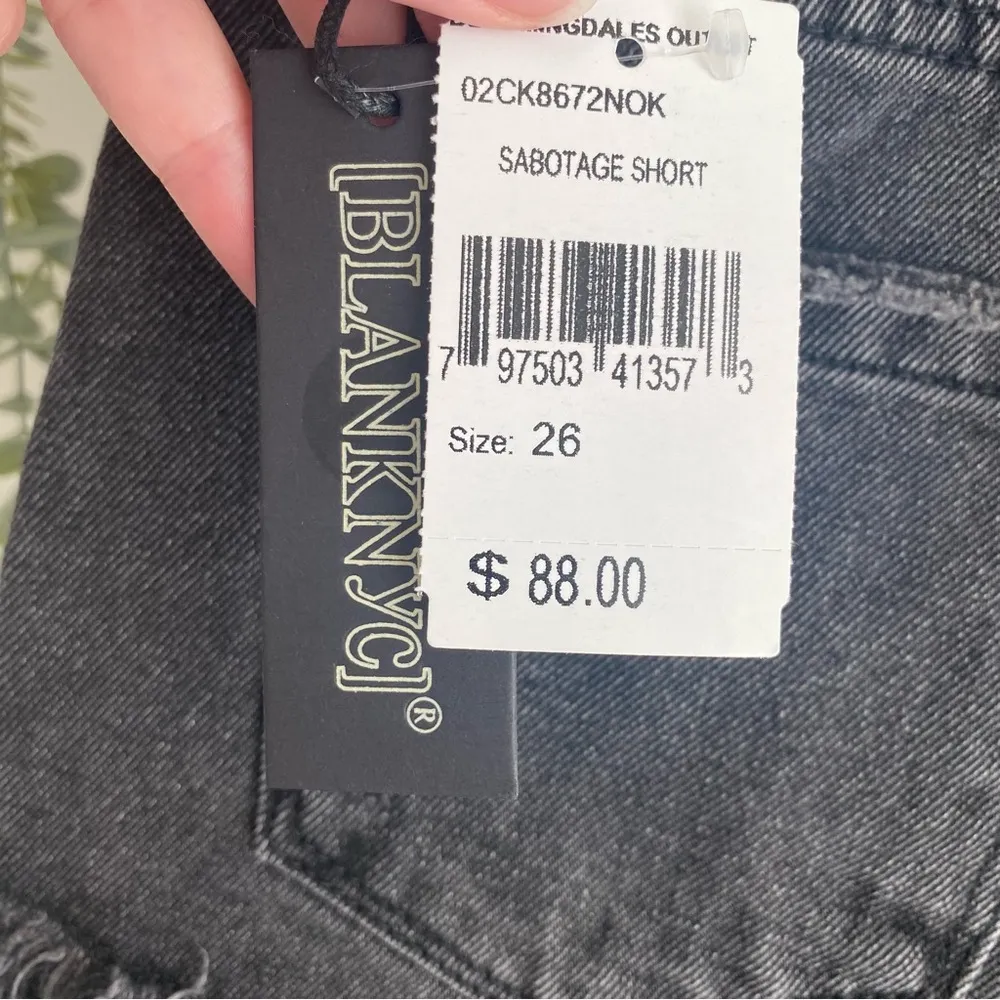 NWT Blank NYC Frayed Cut Off Shorts - Image 5