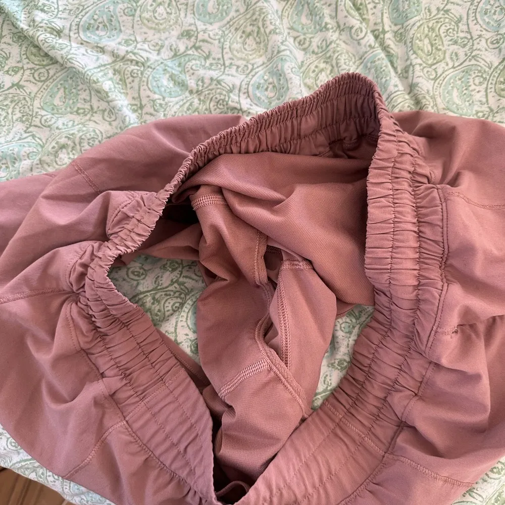 Lululemon  Hotty Hot Shorts - Image 4