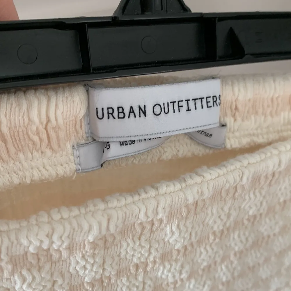 URBAN OUTFITTERS WOMENS CREAM TEXTURED MAXI SKIRT SLIT LARGE - Image 2