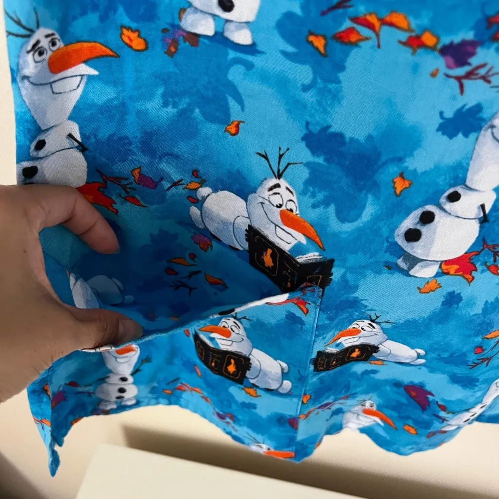 Disney Frozen Olaf V-Neck Scrub Top - Image 4