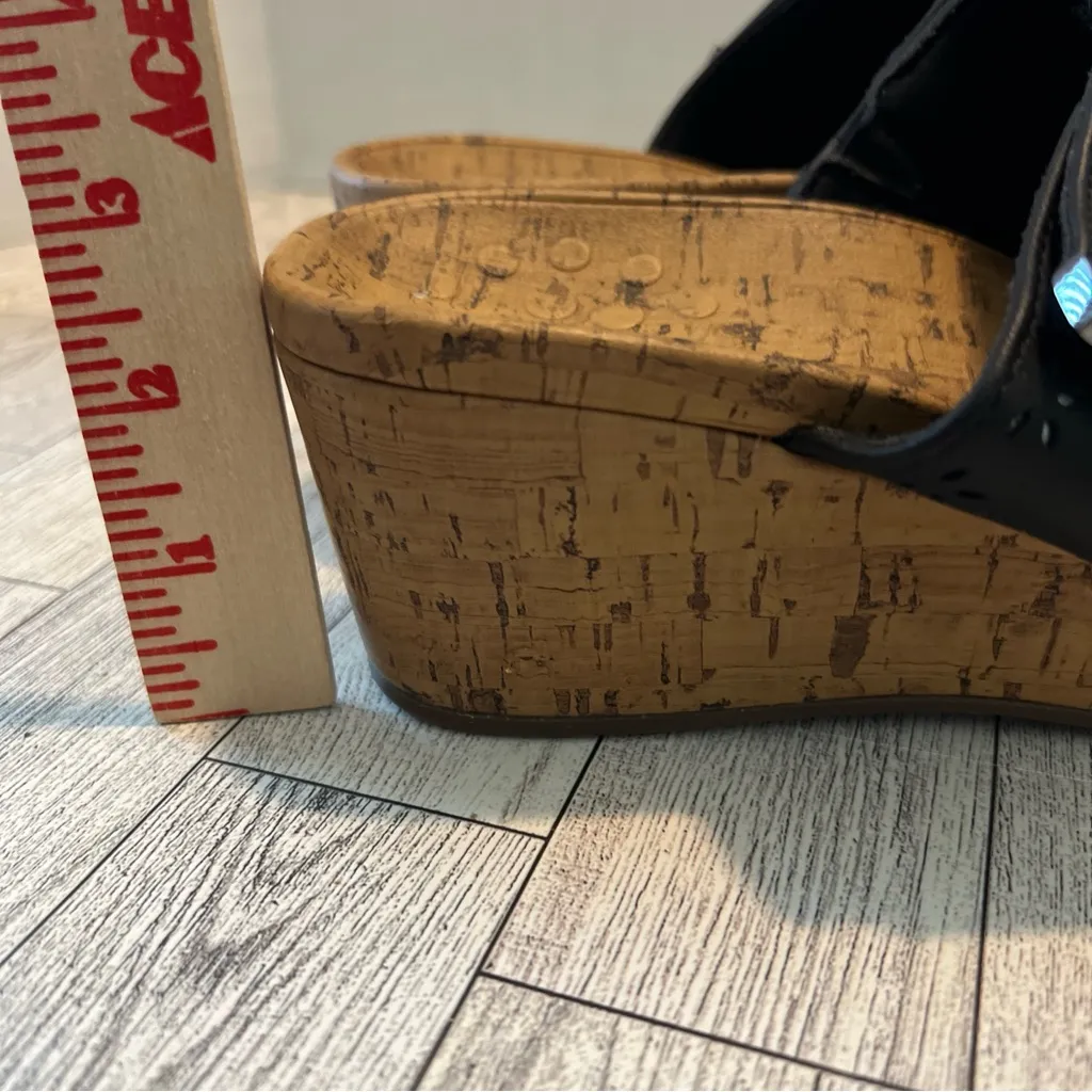 Vionic Wedge Sandal Women's 8 Black Anitra Cork Wedge Adjustable Straps - Image 9