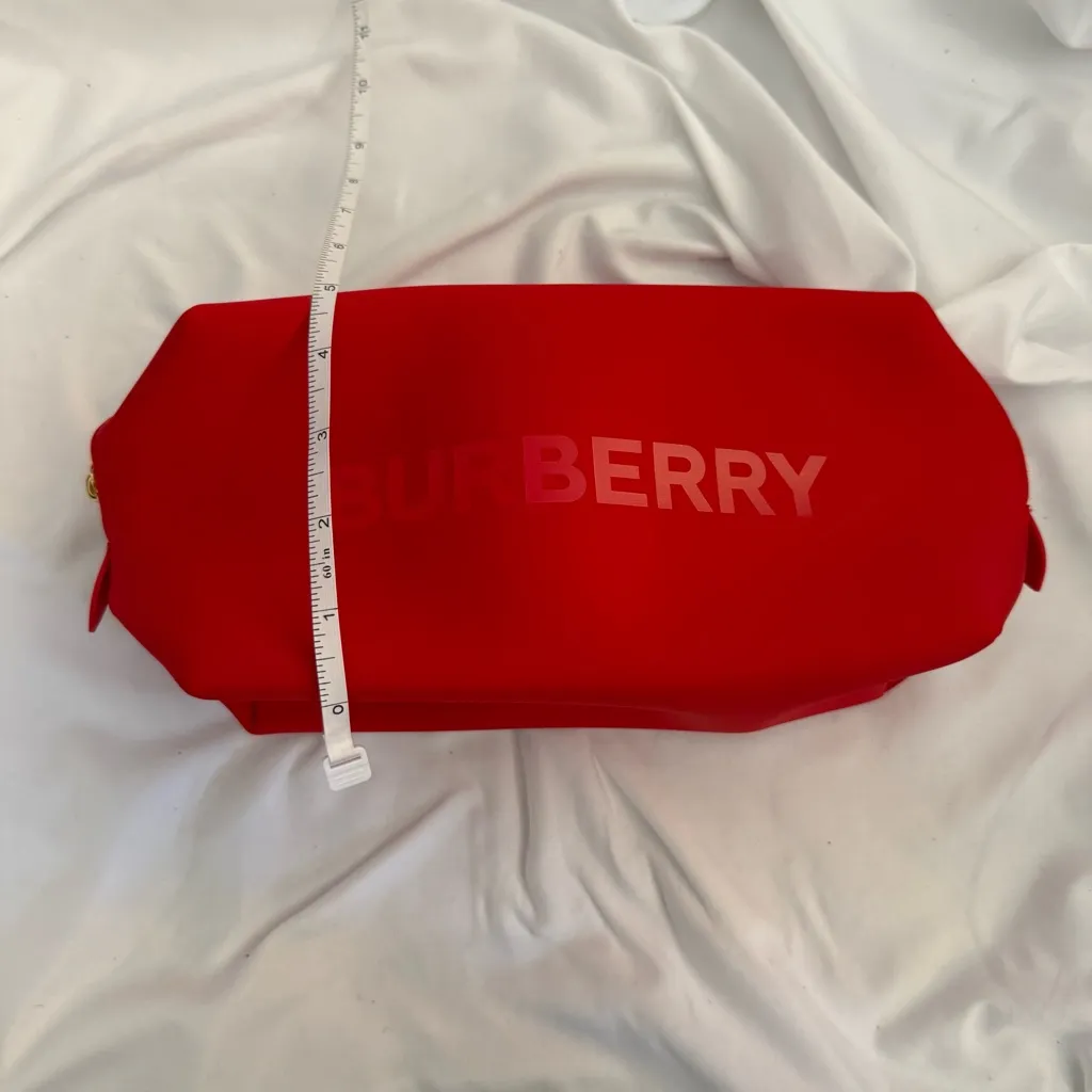 NWOT Burberry Dopp Kit Toiletry Makeup Bag - Image 5