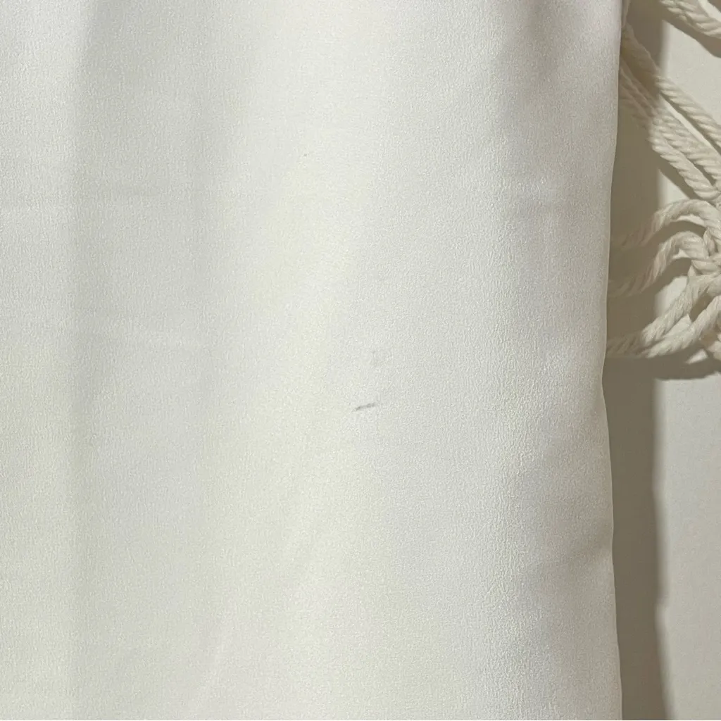 Banana Republic Blouse Elegant White Women's M Top Cap Sleeve Pleated V Neck - Image 12