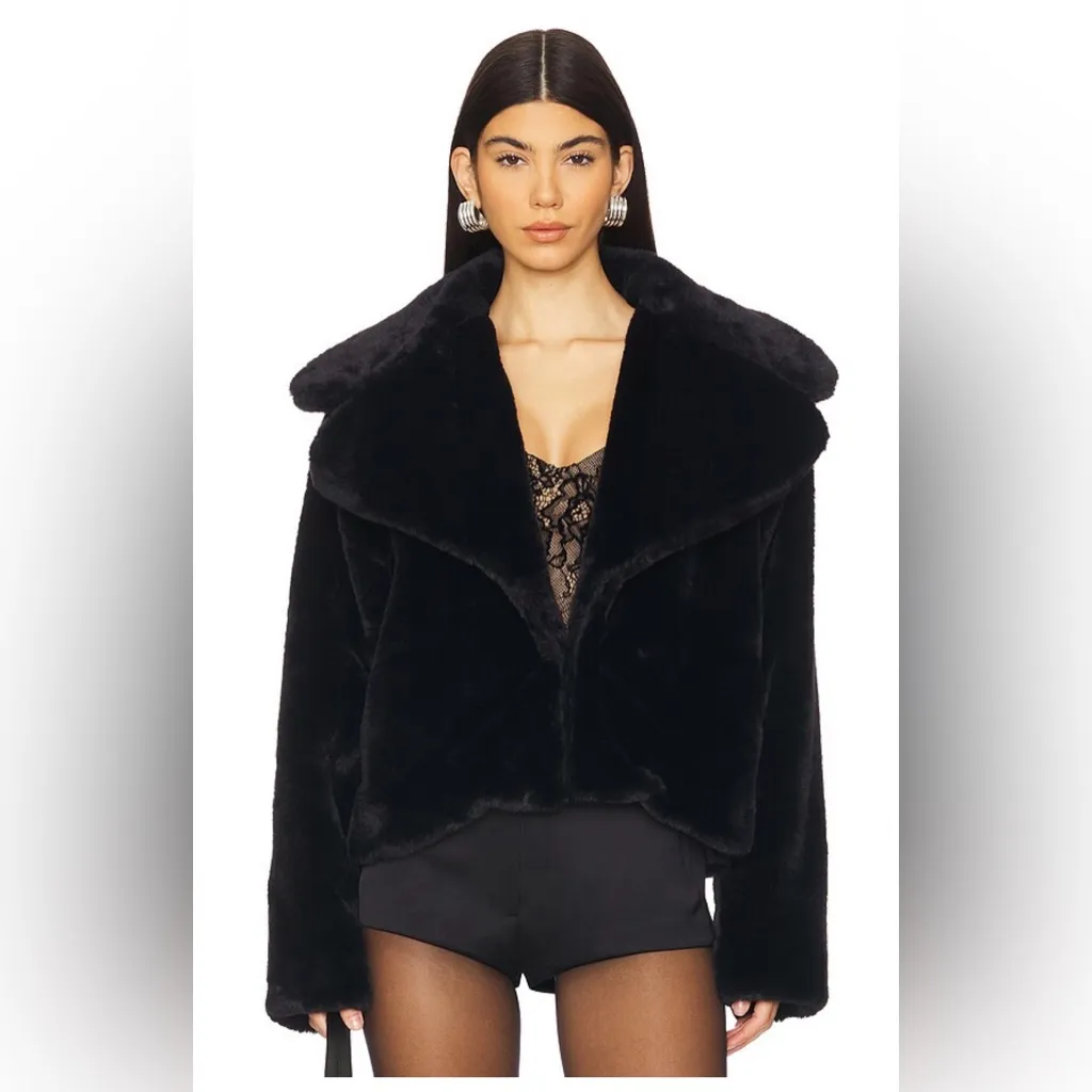 superdown  Willow Faux Fur Coat in Black, size L - Image 2