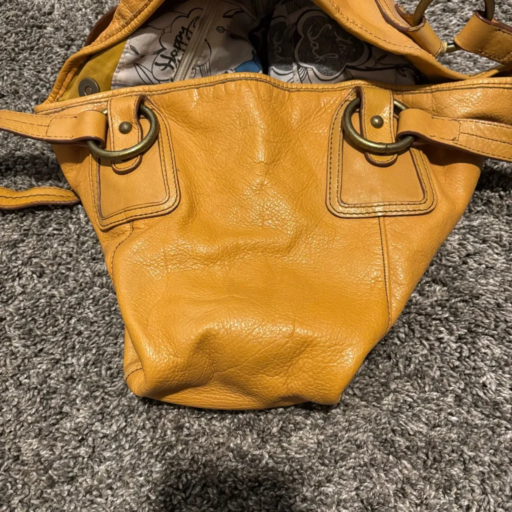 THE SAK Stylish CAMEL Leather Tote Bag - Image 8