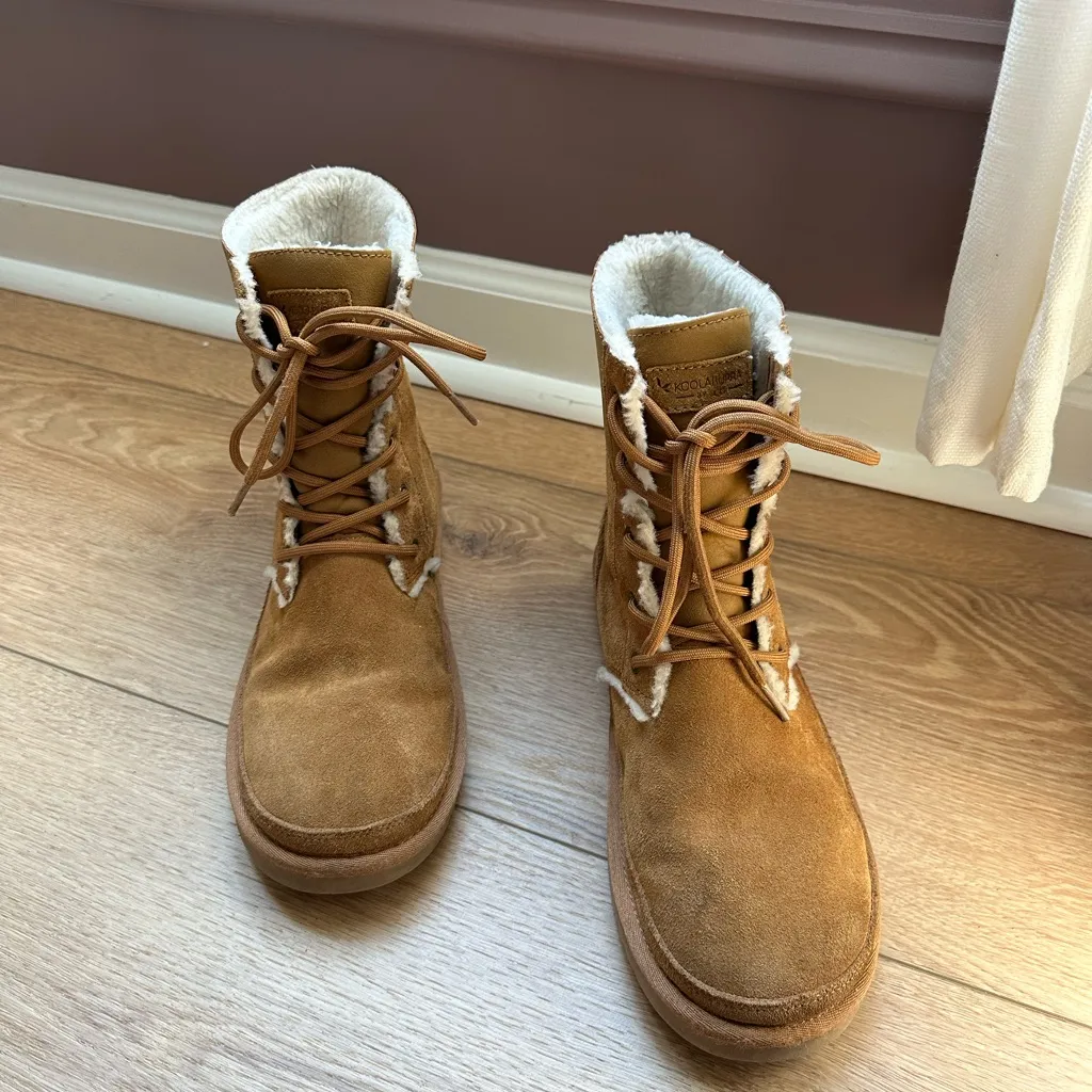 Koolaburra Tan Suede Boots with Fur Trim Size 9 - Image 7