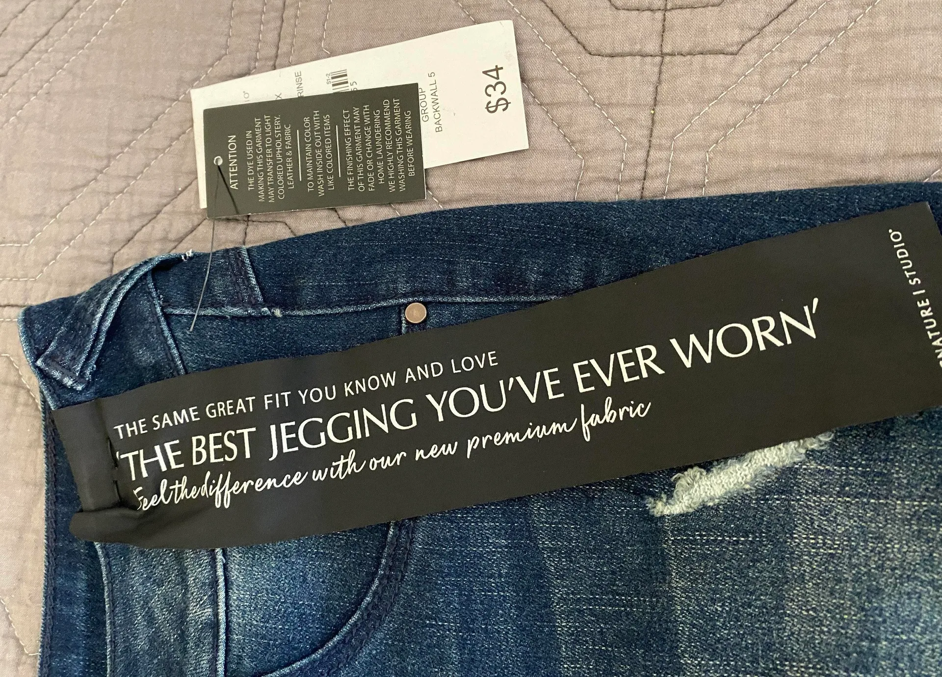 Distressed Jeggings - Image 7