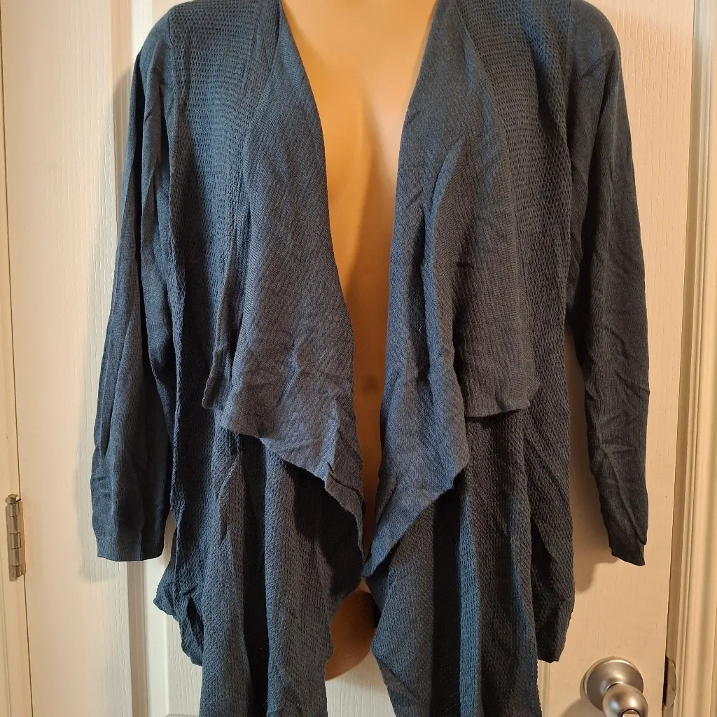 Torrid NWOT SZ 3 Women's Open Front Blue Sweater/Cardigan - Image 2