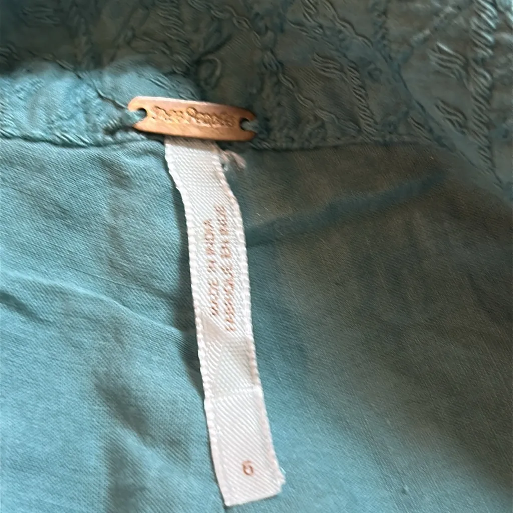 Free People Teal Textured Side Zip Shorts Size 6 - Image 6