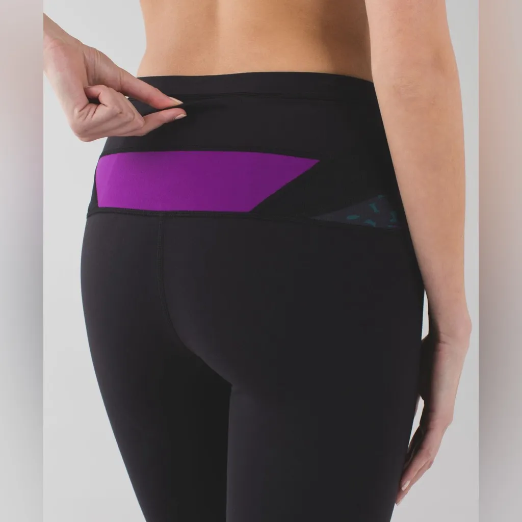 LULULEMON Wunder Under Crop Hi-Rise Black Shadow Wrap Multi Tender Violet Size 4 - Image 5