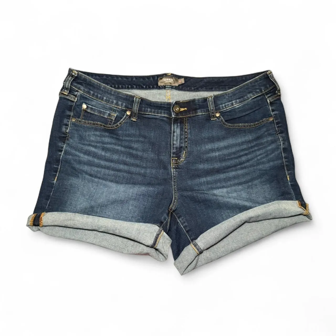 Torrid Women’s Denim Jean Shorts Size 18 Blue Stretch #FeelTheFit - Image 3