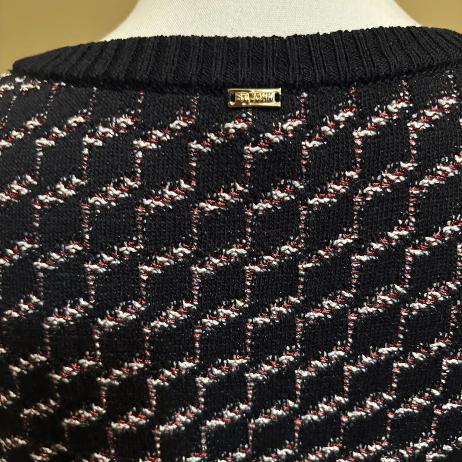 ST JOHN SPORT Women's Red White Blue  Knit Sleeveless‎ Top Size Small Sweater - Image 3