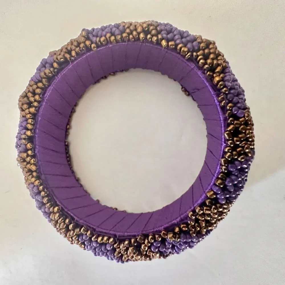 Purple and gold seed beaded chevron bangle bracelet - Image 7