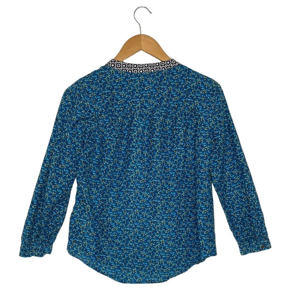 J Crew Top Womens 00 Silk Blend Ditsy Floral Keyhole Tie Neck Contrast Blue - Image 6