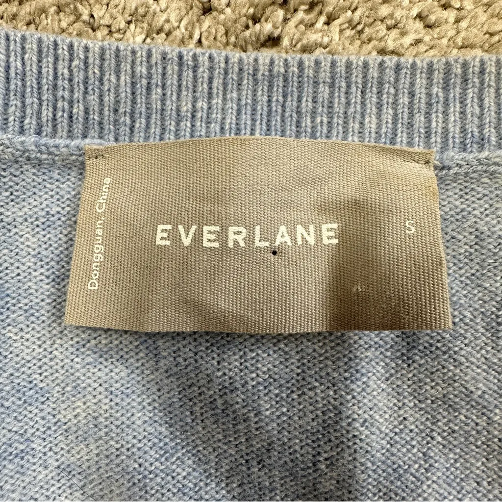 Everlane Women’s 100% Cashmere 3/4 Sleeve Raglan Sweater in Light Blue Heather S - Image 12