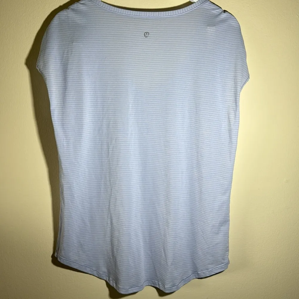 V neck with cut off sleeves - Image 5
