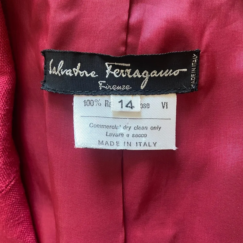 Salvatore Ferragamo Red Blazer Size 14 Mother of Pearl Shell Buttons Festive - Image 12